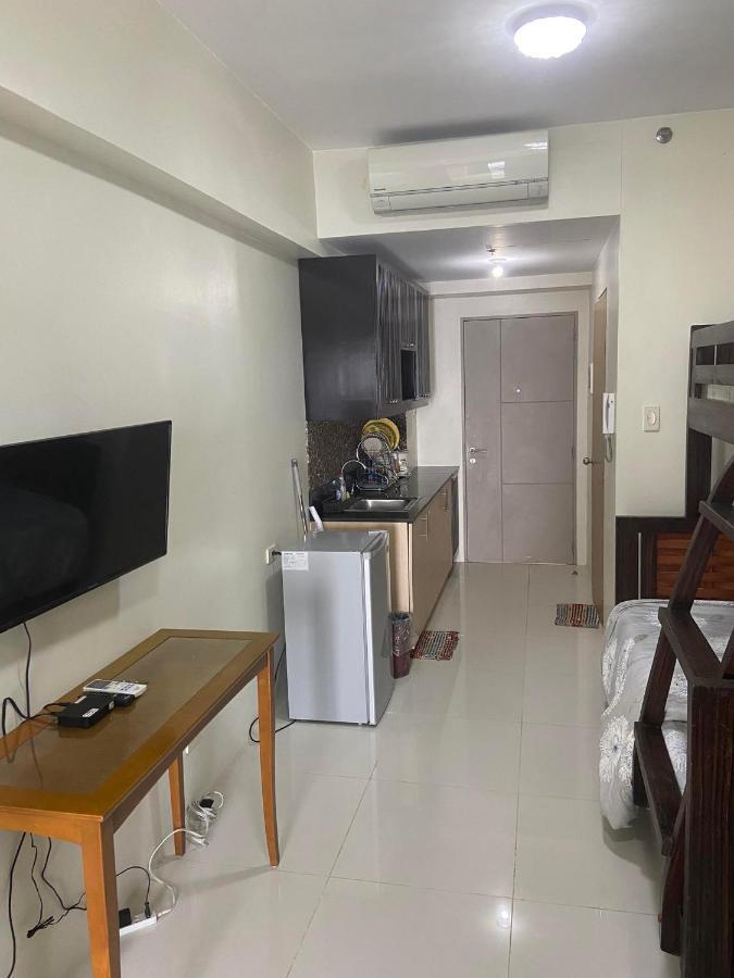 Taal Lake View Wind Residences By Smco Tagaytay City Bagian luar foto