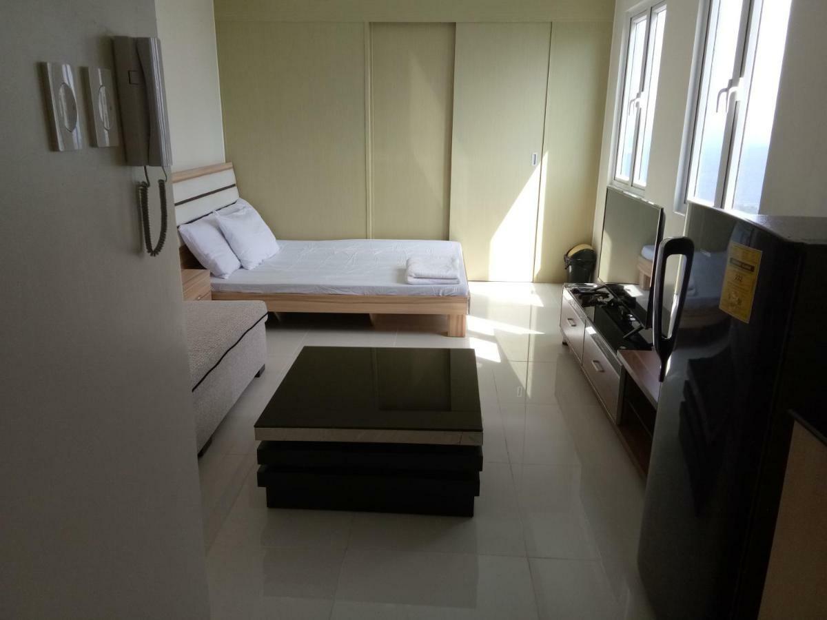 Taal Lake View Wind Residences By Smco Tagaytay City Bagian luar foto