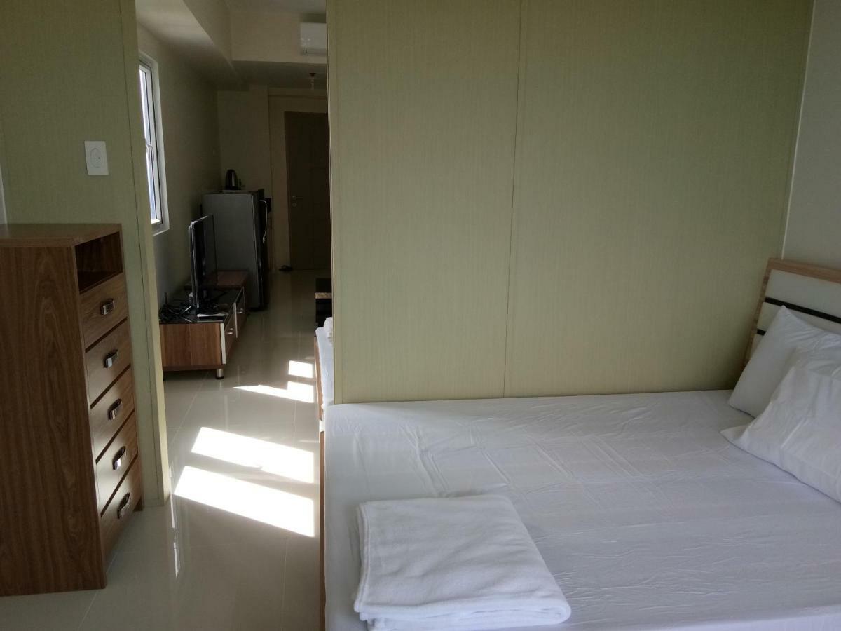 Taal Lake View Wind Residences By Smco Tagaytay City Bagian luar foto