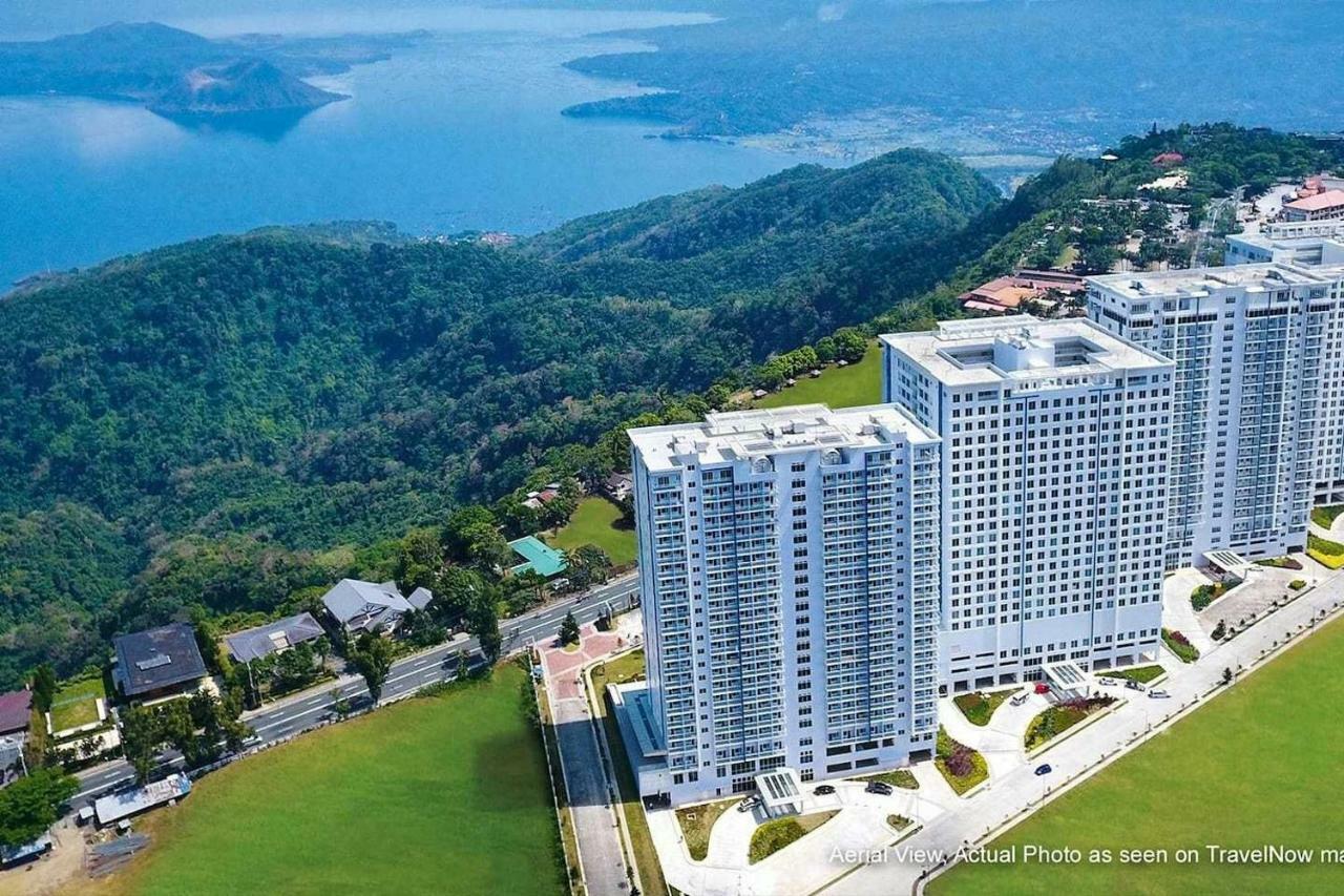 Taal Lake View Wind Residences By Smco Tagaytay City Bagian luar foto
